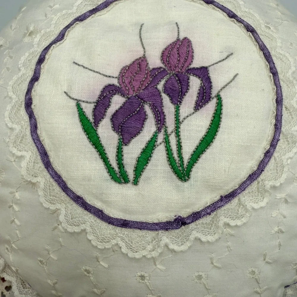 Vintage Handmade Embroidered Lace Pillows‎ Cottagecore Purple Floral Set